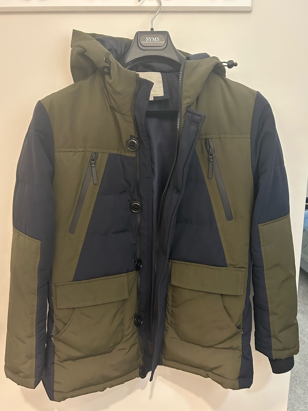 Bata European Brand Hooded Quilted Heavyweight Puffer Parka Coat - Green/Navy Co